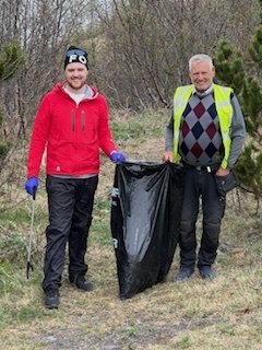 Ruslatínsla meðfram þjóðveginum, laugardaginn 18. maí.