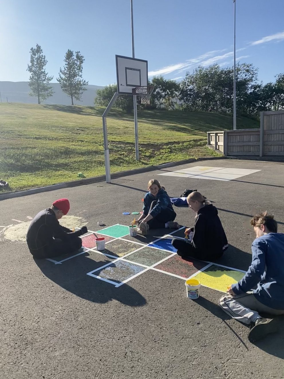 Starfsfólki vinnuskólans hrósað