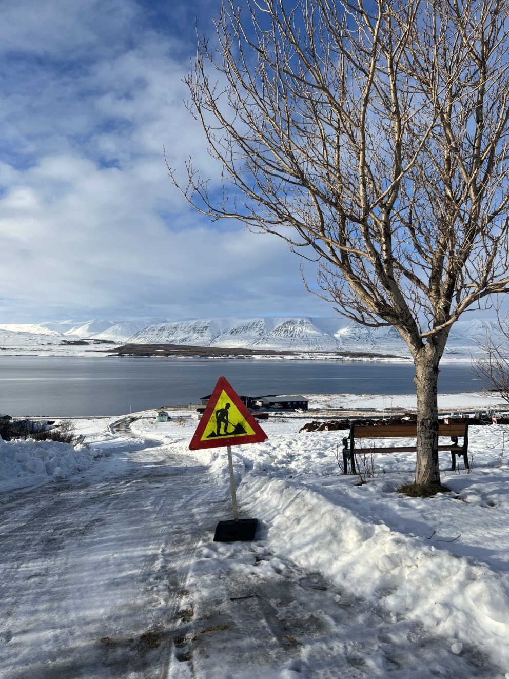 3. áfangi gatnagerðar í Bakkatúni er hafinn - Íbúar eru beðnir um að gæta sín.