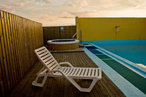 Ath!!! Sundlaugin verður opin 8. og 12. september