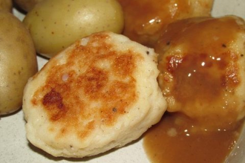 Hádegisverður fyrir eldri borgara - í dag fimmtudaginn 11. júní kl. 12:00