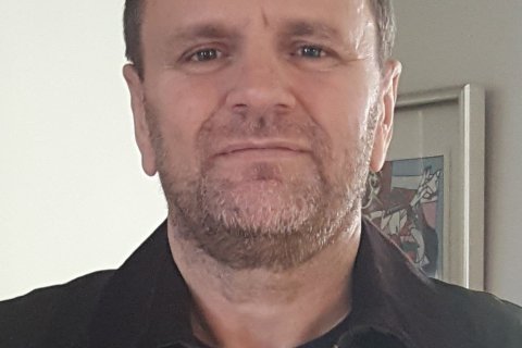 Umsjónarmaður fasteinga